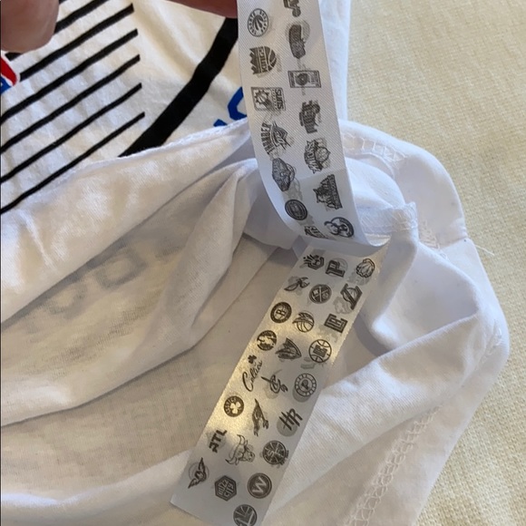 NWT! NBA Basketball Shirt Rue21 Size Large - Picture 9 of 13